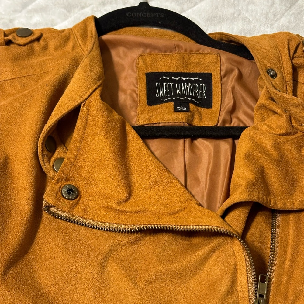Jacket - Picture 2 of 2